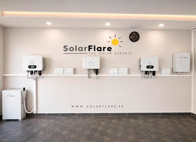 30 kW System (7 kW On-Grid + 18 kW Hybrid)